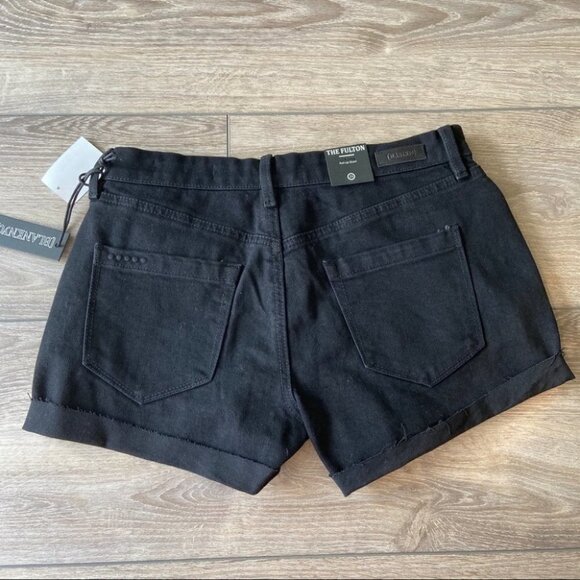 NWT Blank NYC The Fulton Roll Up  Black Shorts - Picture 5 of 11